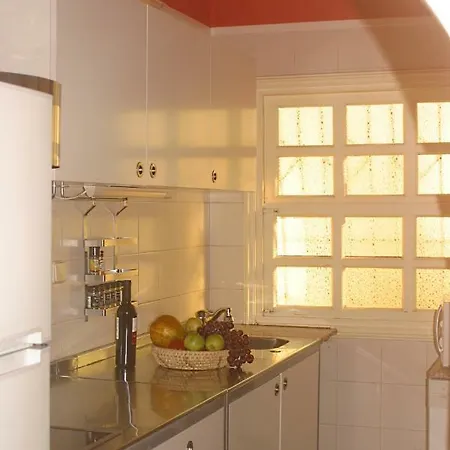 公寓 Casa Sarita - Farbenfrohes Chayofa